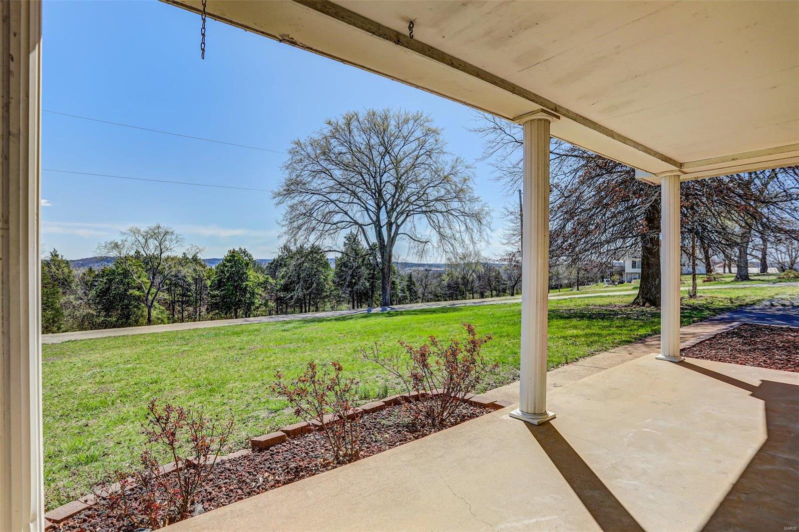 139 Twin Bluffs Lane