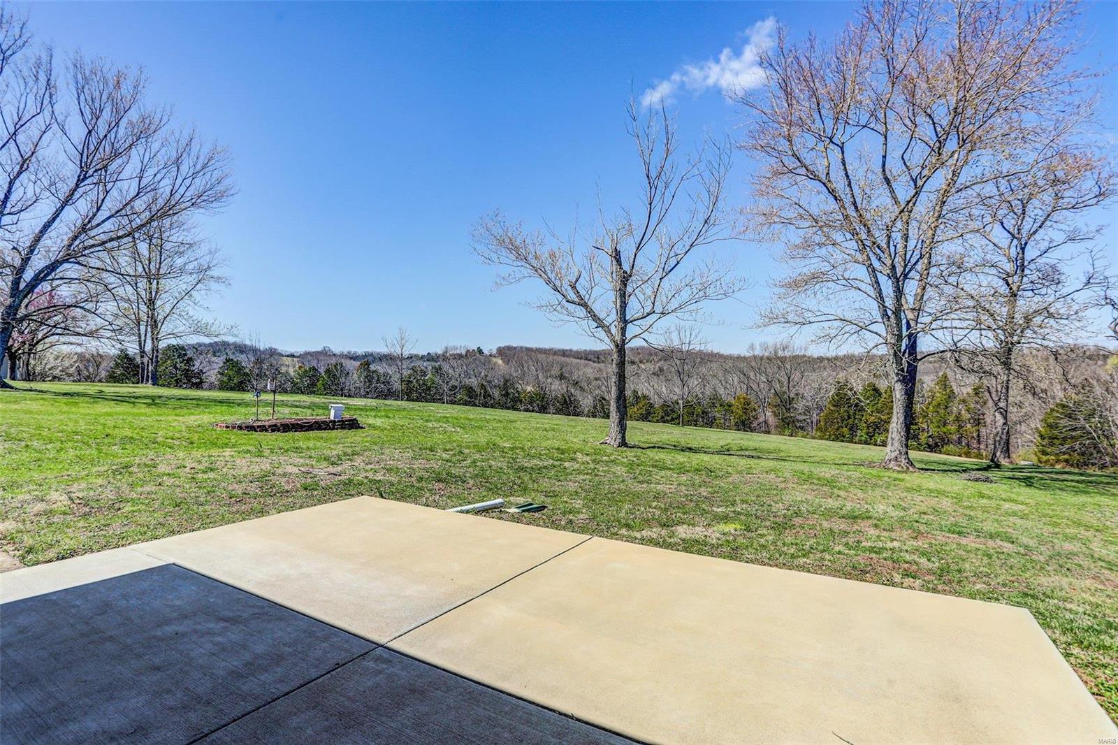 139 Twin Bluffs Lane