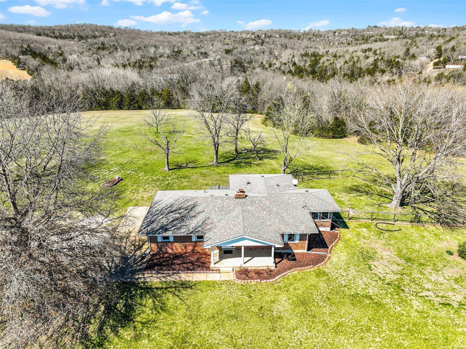 139 Twin Bluffs Lane