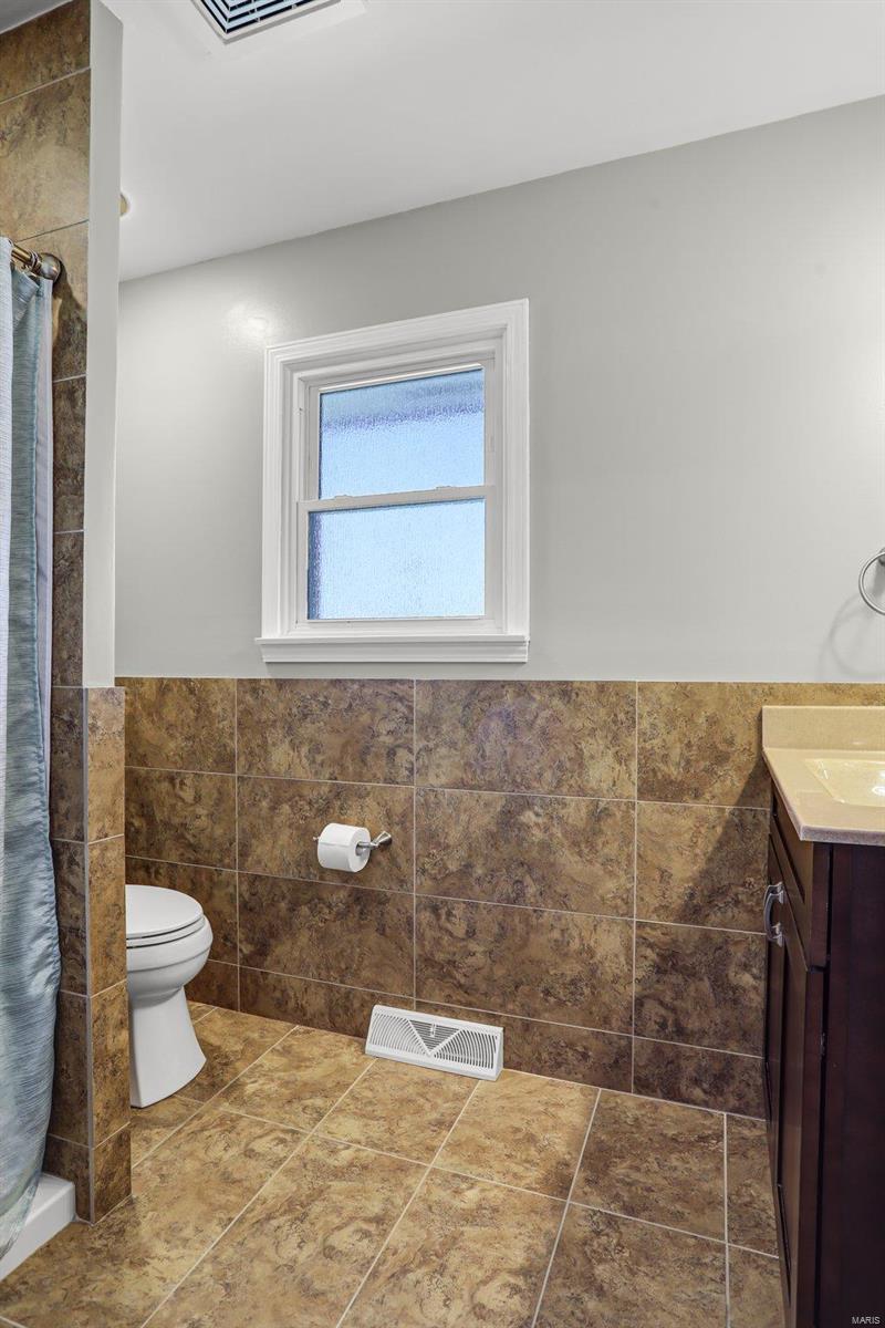 139 Twin Bluffs Lane