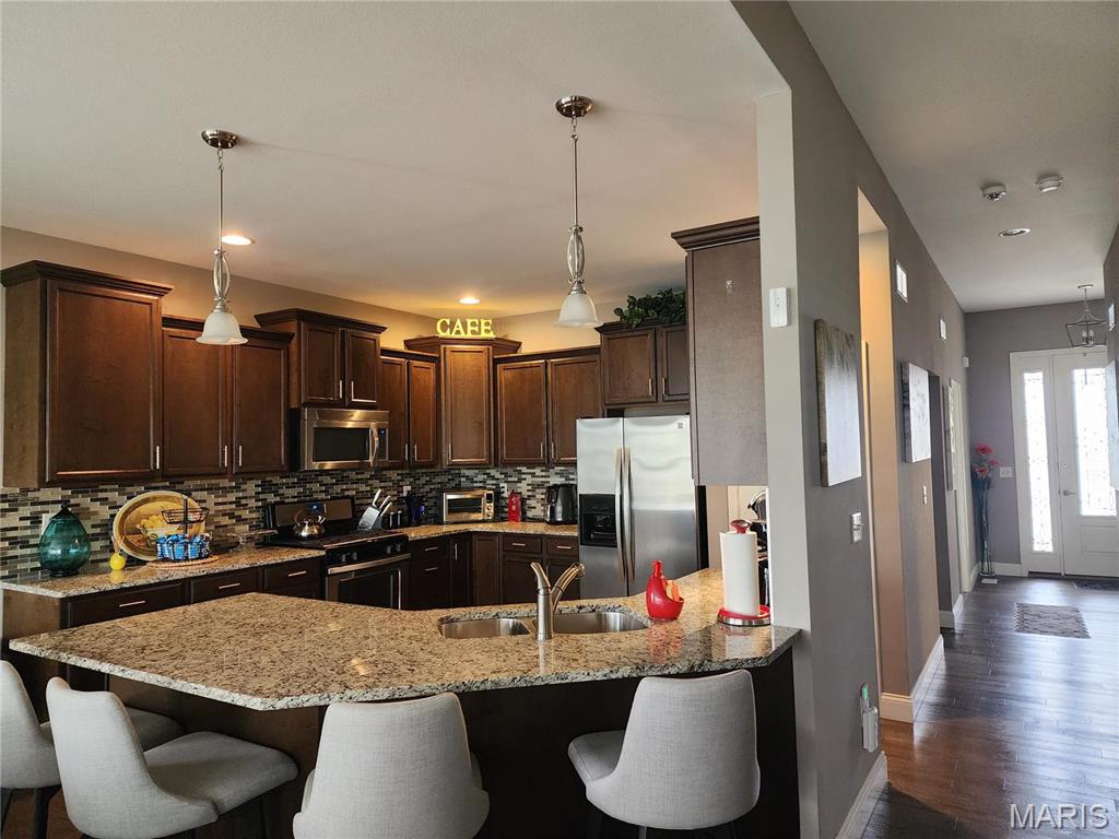 7466 Clarence Court