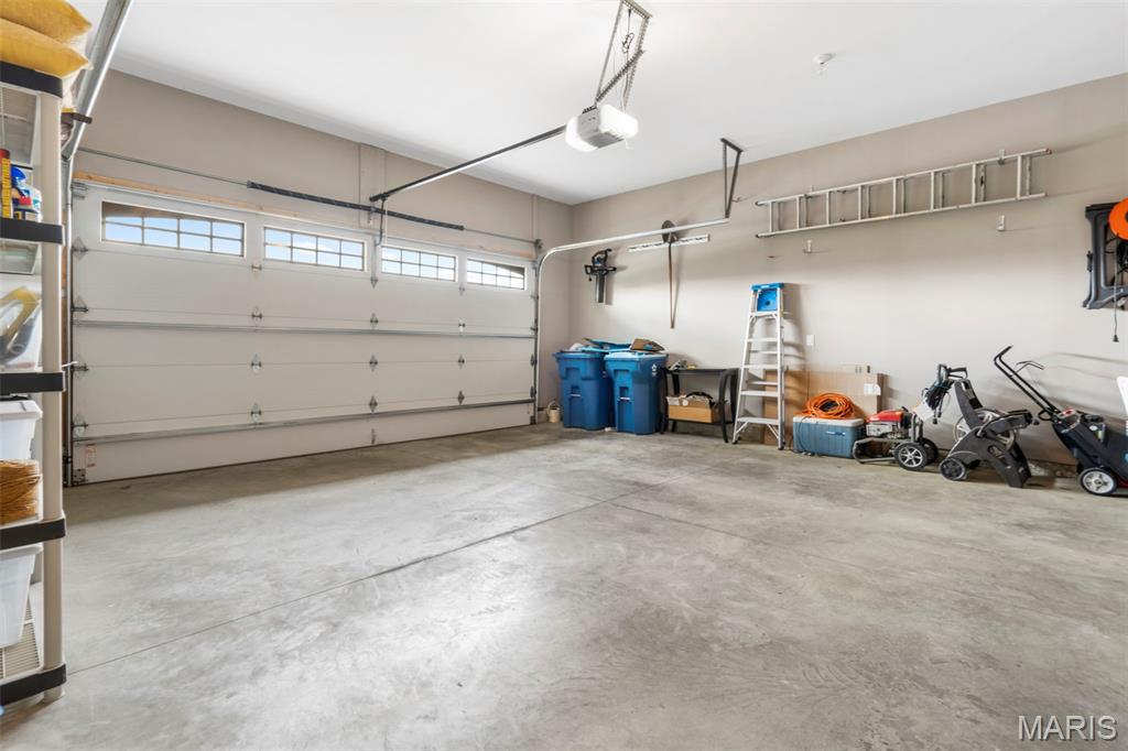 7466 Clarence Court