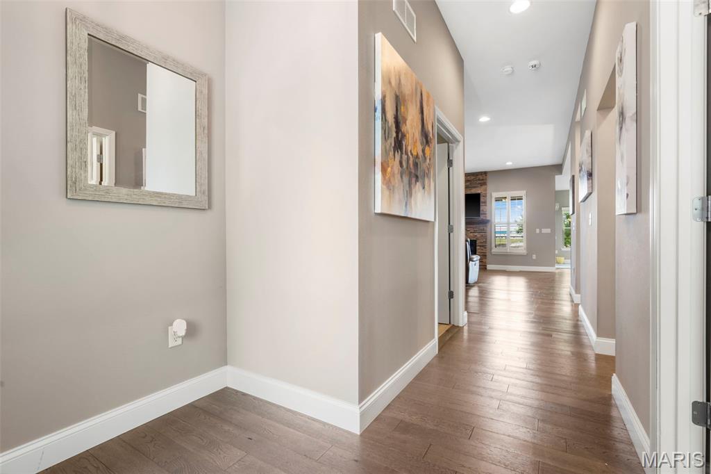 7466 Clarence Court
