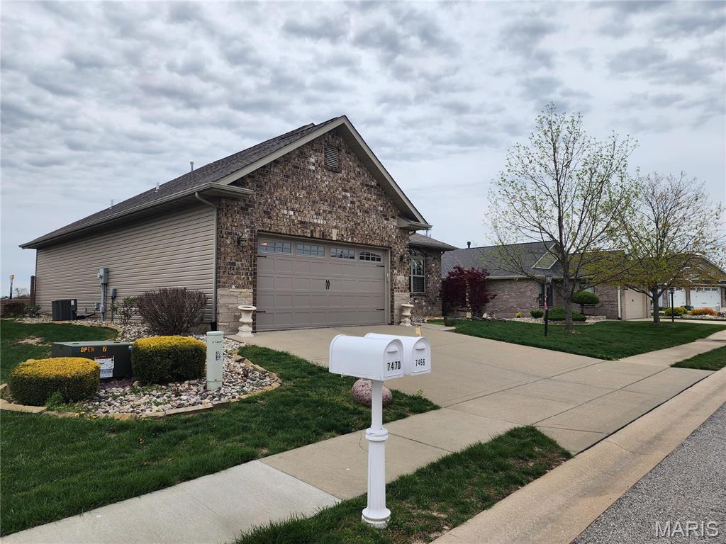 7466 Clarence Court