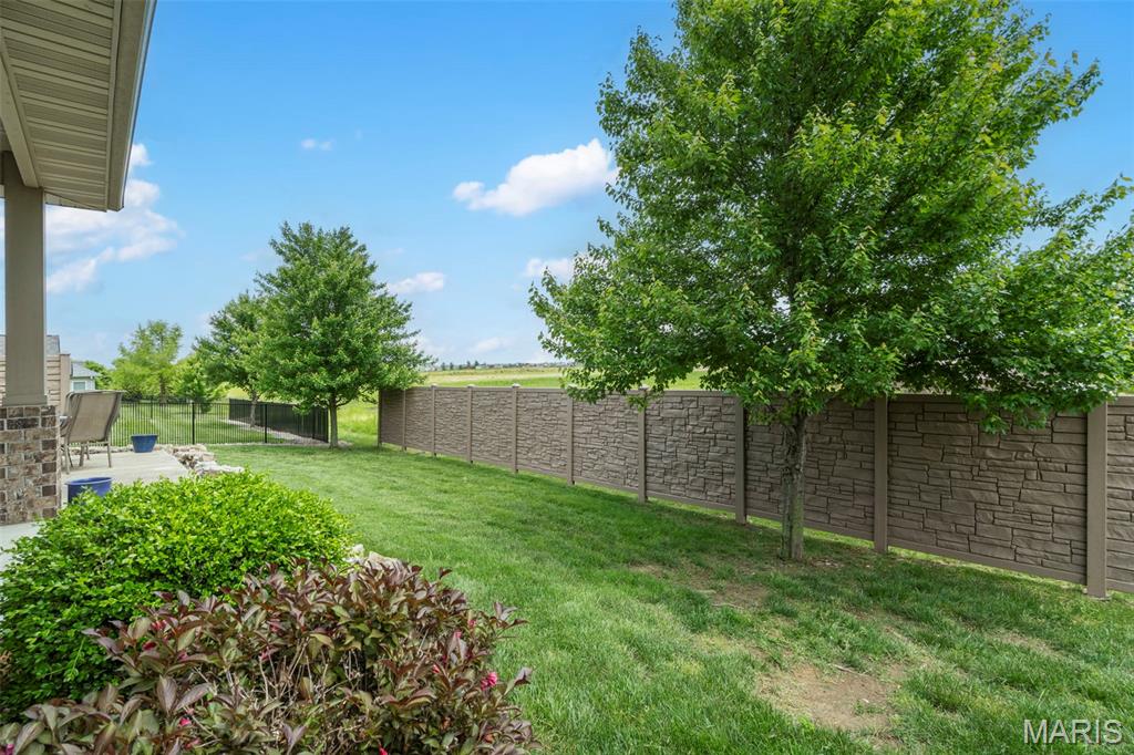 7466 Clarence Court