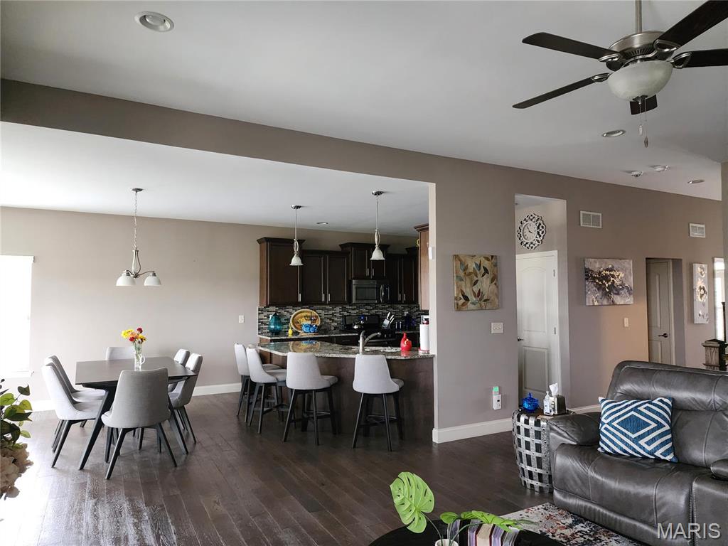 7466 Clarence Court