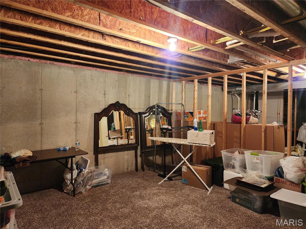 7466 Clarence Court