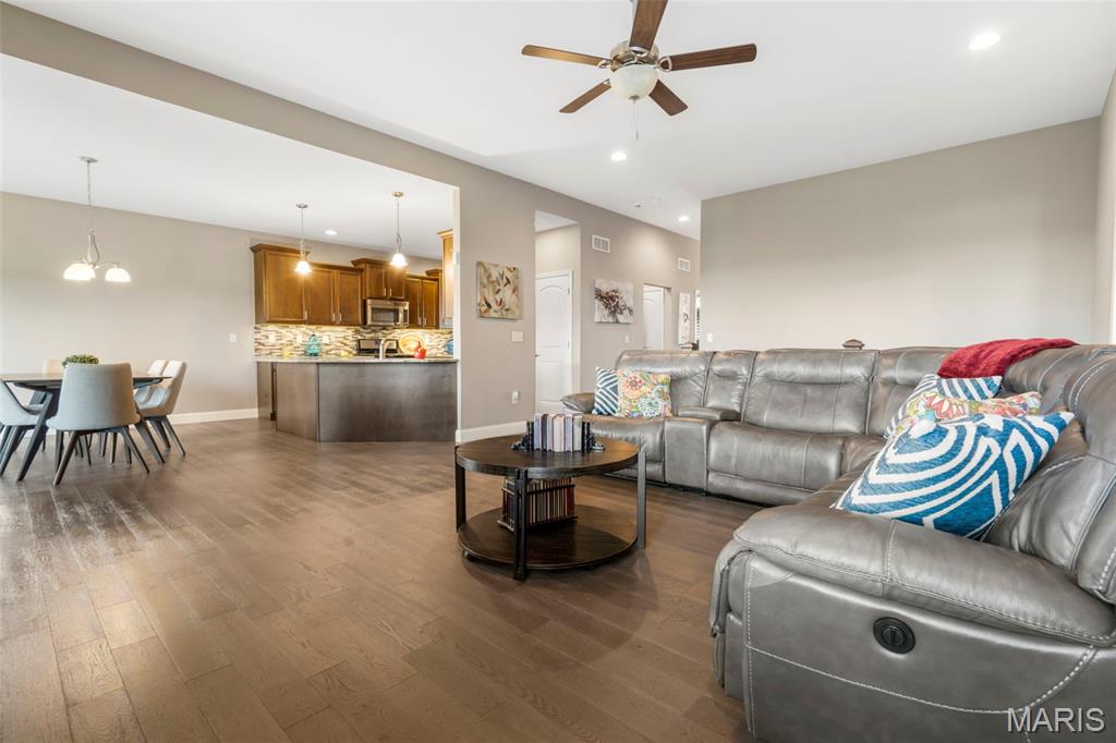 7466 Clarence Court