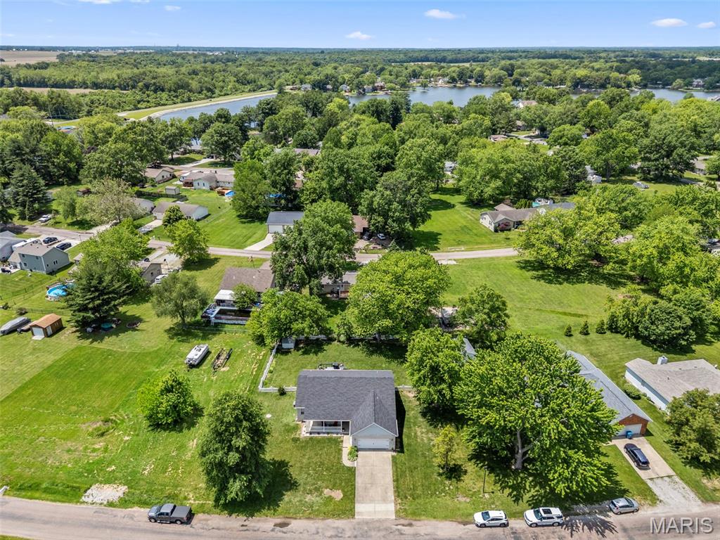 596 Westview Drive