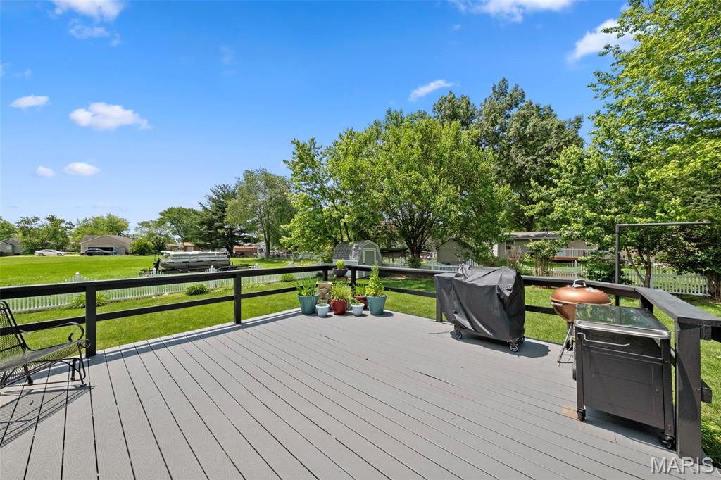 596 Westview Drive