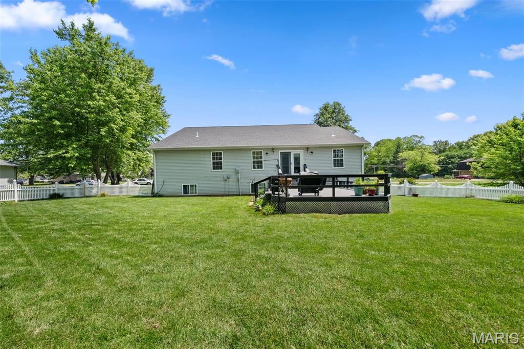 596 Westview Drive