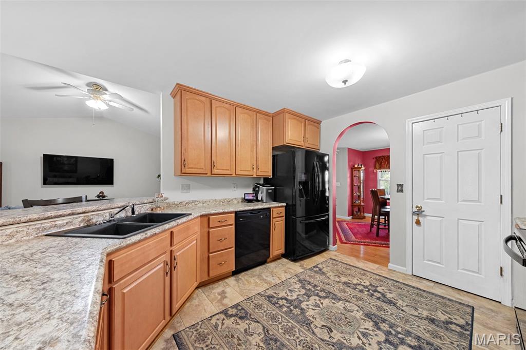 596 Westview Drive