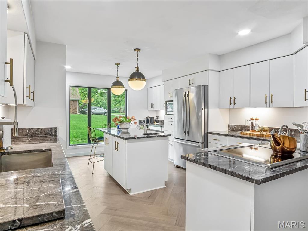 201 S Fairway Drive
