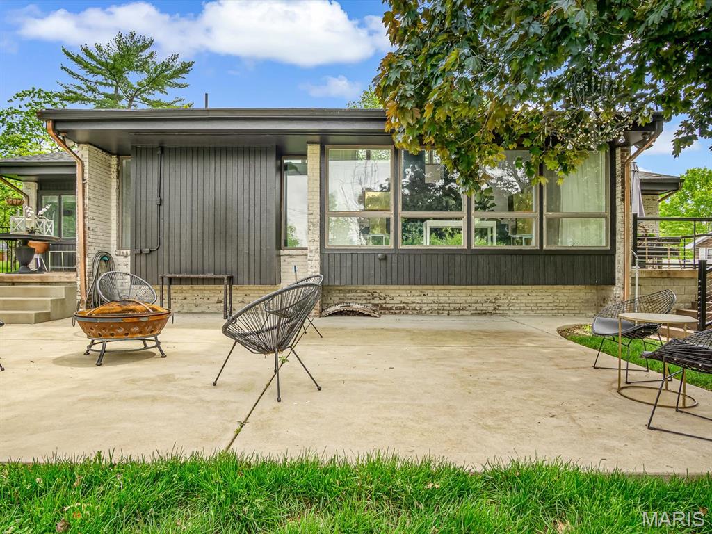 201 S Fairway Drive