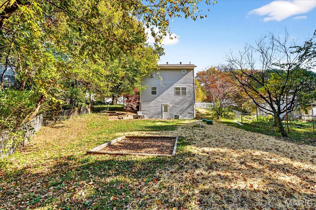1313 Jacquelyn Court