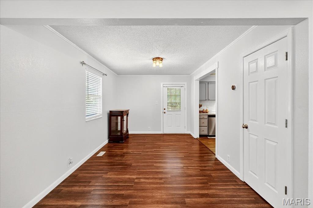 1313 Jacquelyn Court