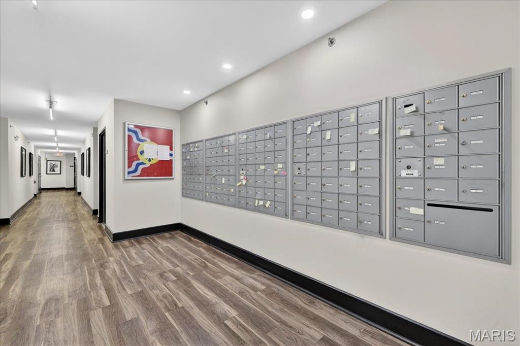 210 N 17th Street Unit: 706