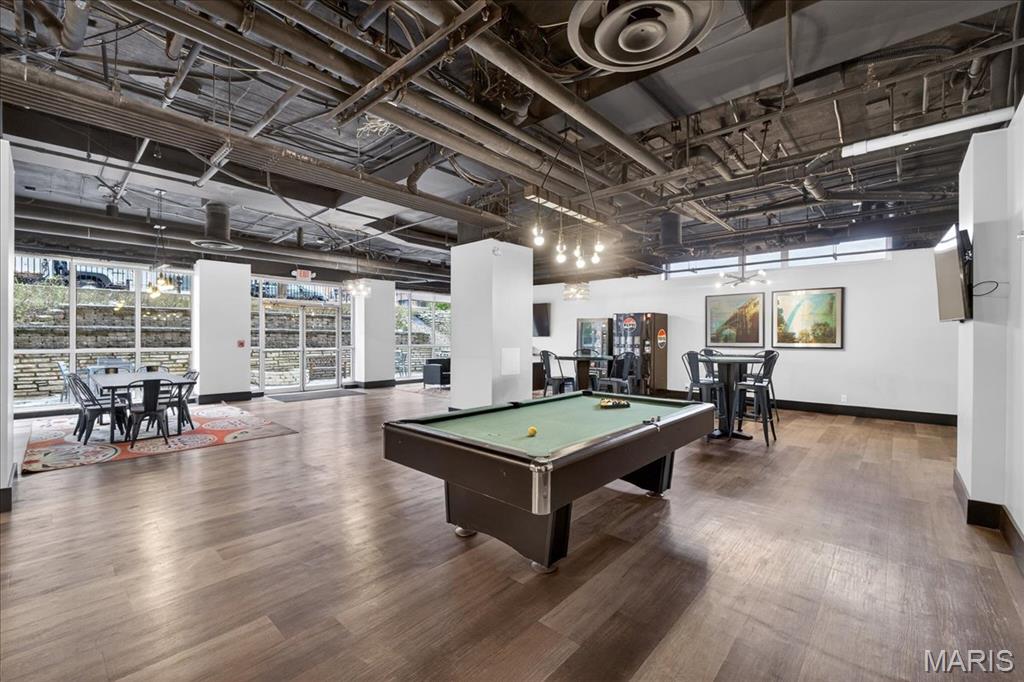210 N 17th Street Unit: 706