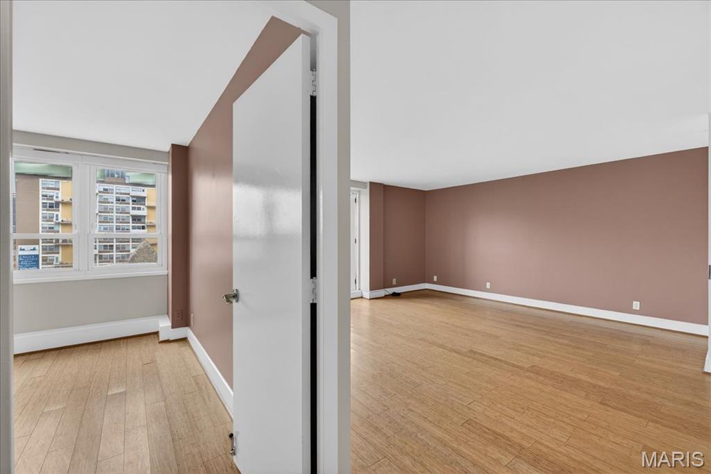210 N 17th Street Unit: 706