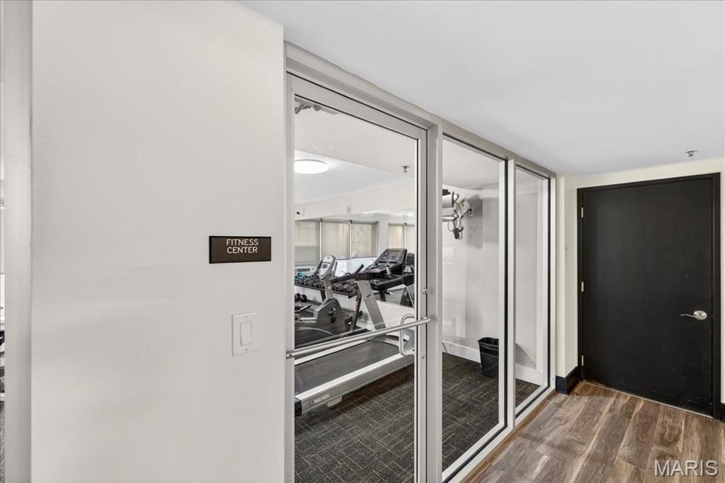 210 N 17th Street Unit: 706