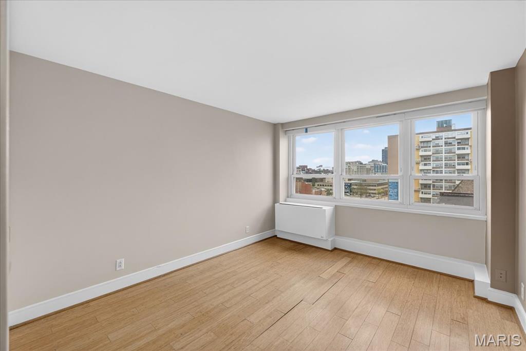 210 N 17th Street Unit: 706