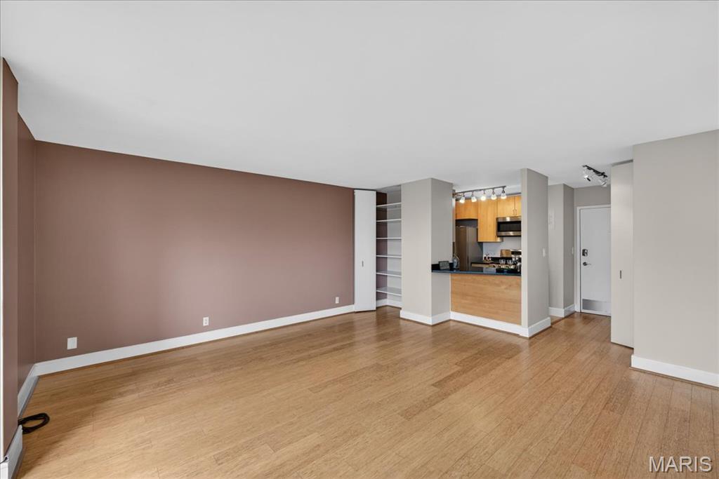 210 N 17th Street Unit: 706