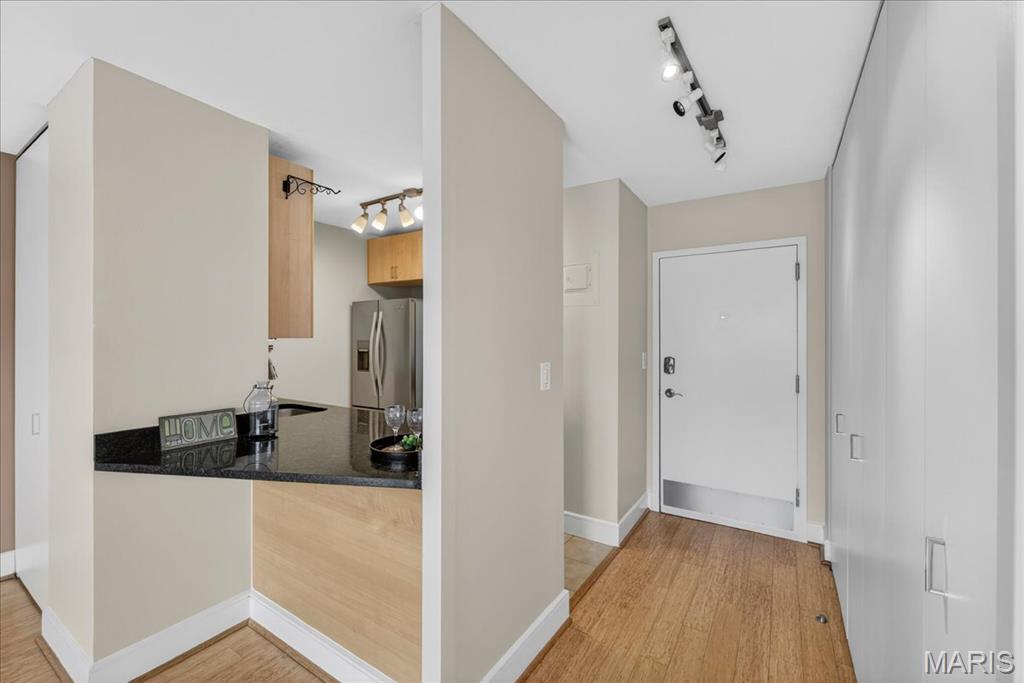 210 N 17th Street Unit: 706