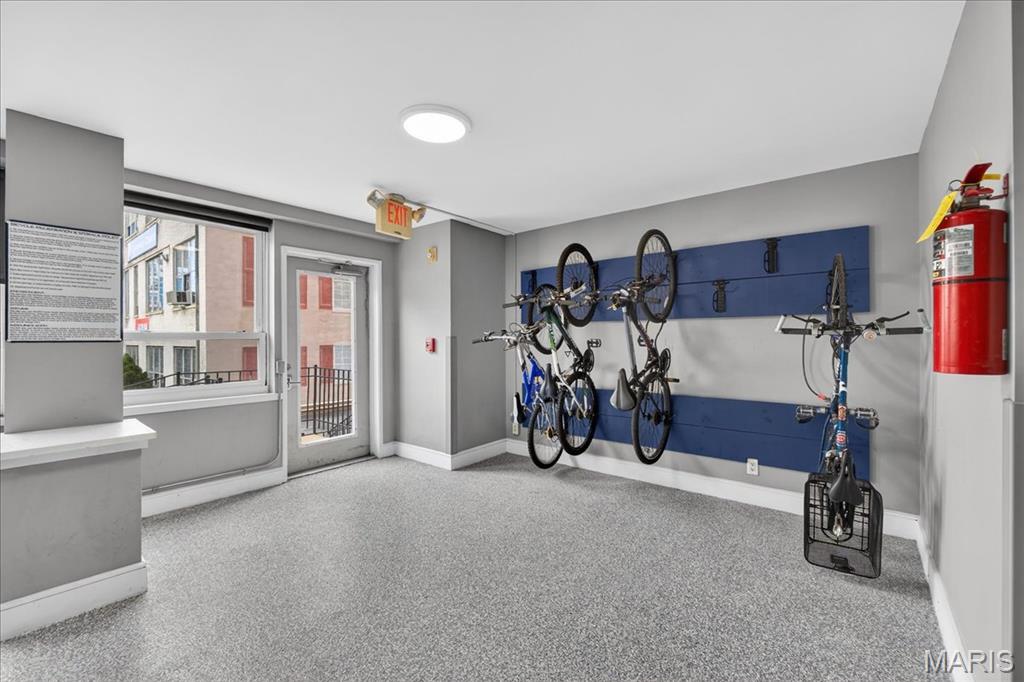 210 N 17th Street Unit: 706