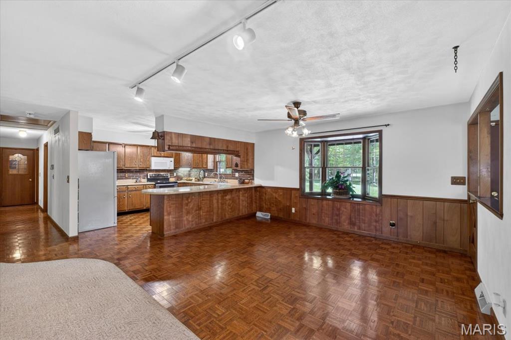 1565 Centerville Road