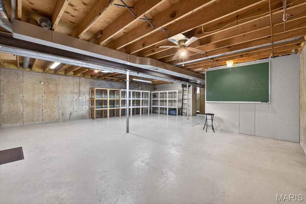 1565 Centerville Road