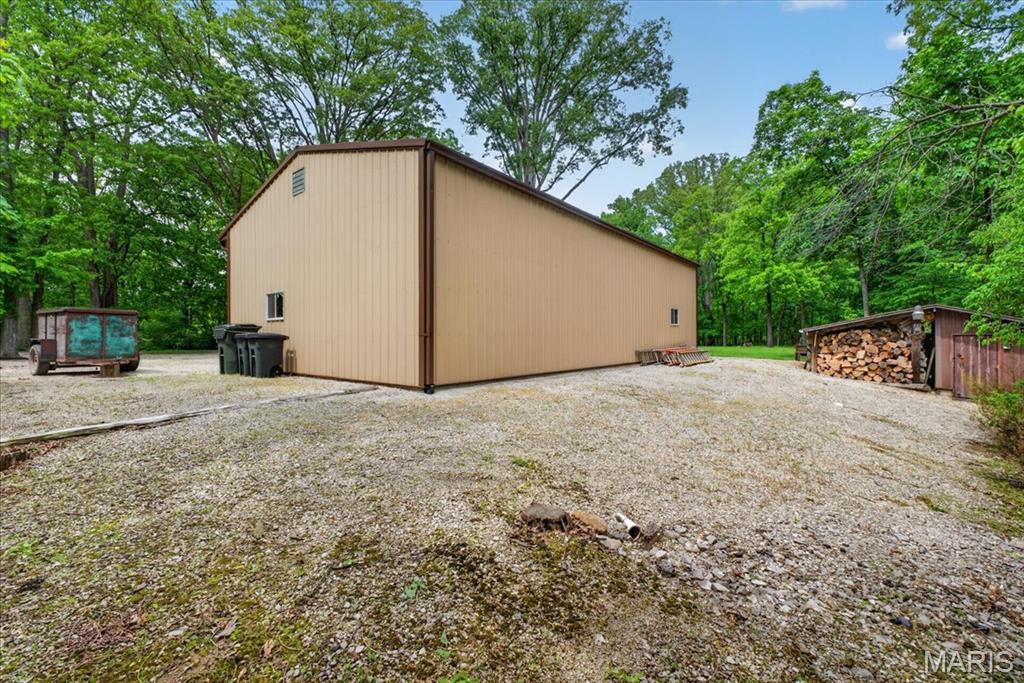 1565 Centerville Road