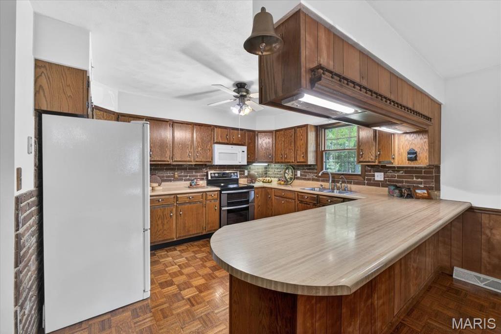 1565 Centerville Road