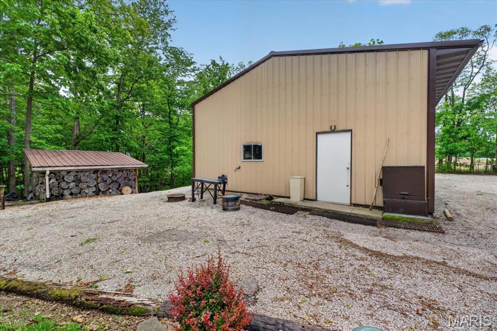 1565 Centerville Road