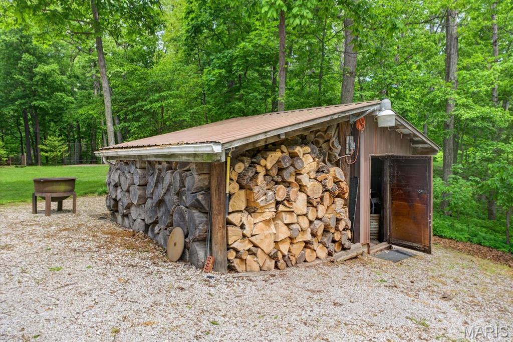 1565 Centerville Road