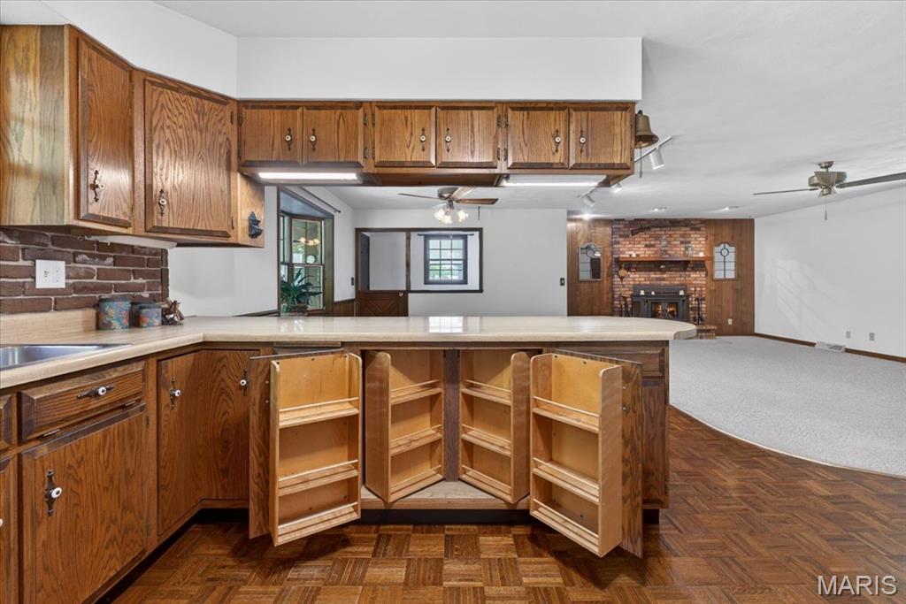 1565 Centerville Road