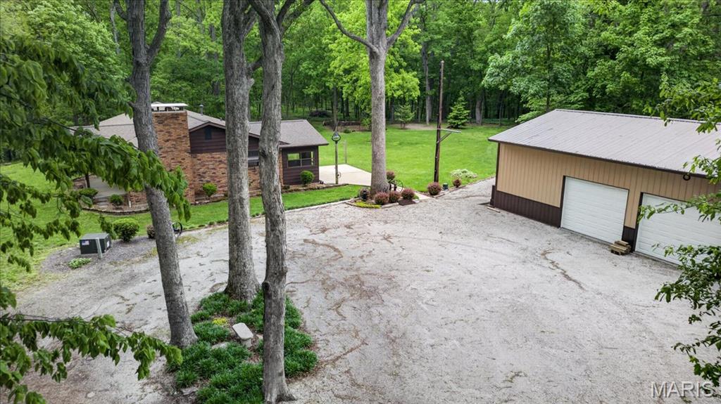 1565 Centerville Road