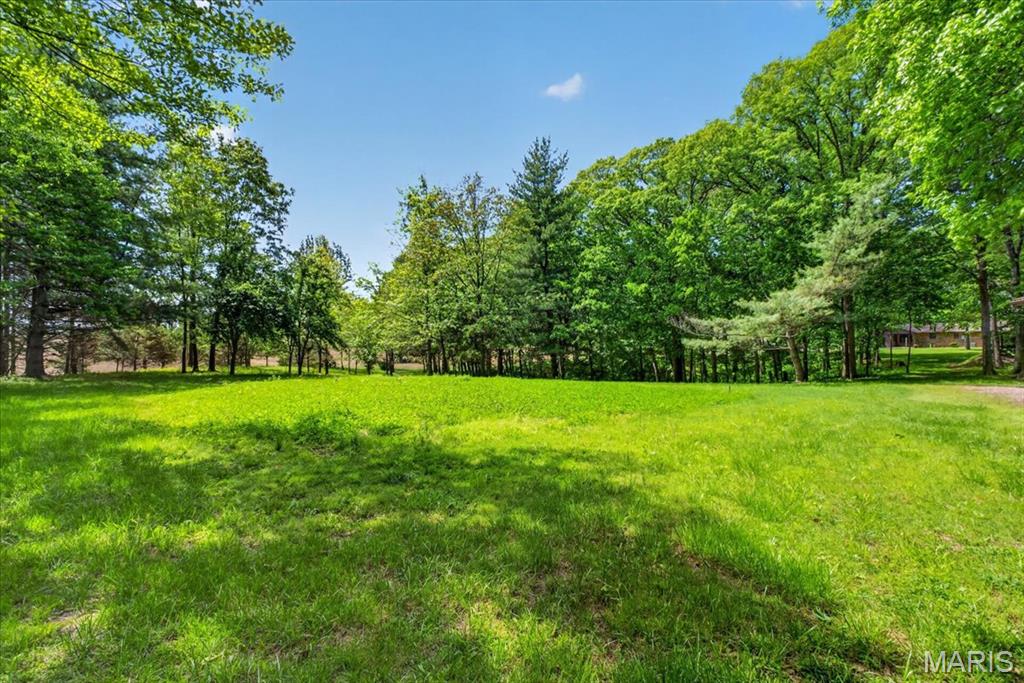 1565 Centerville Road