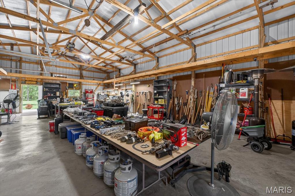 1565 Centerville Road