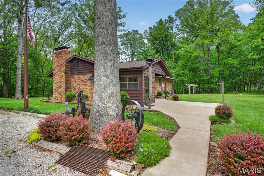 1565 Centerville Road