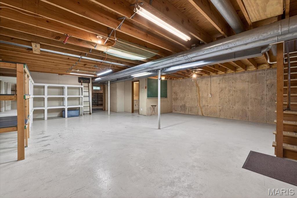 1565 Centerville Road