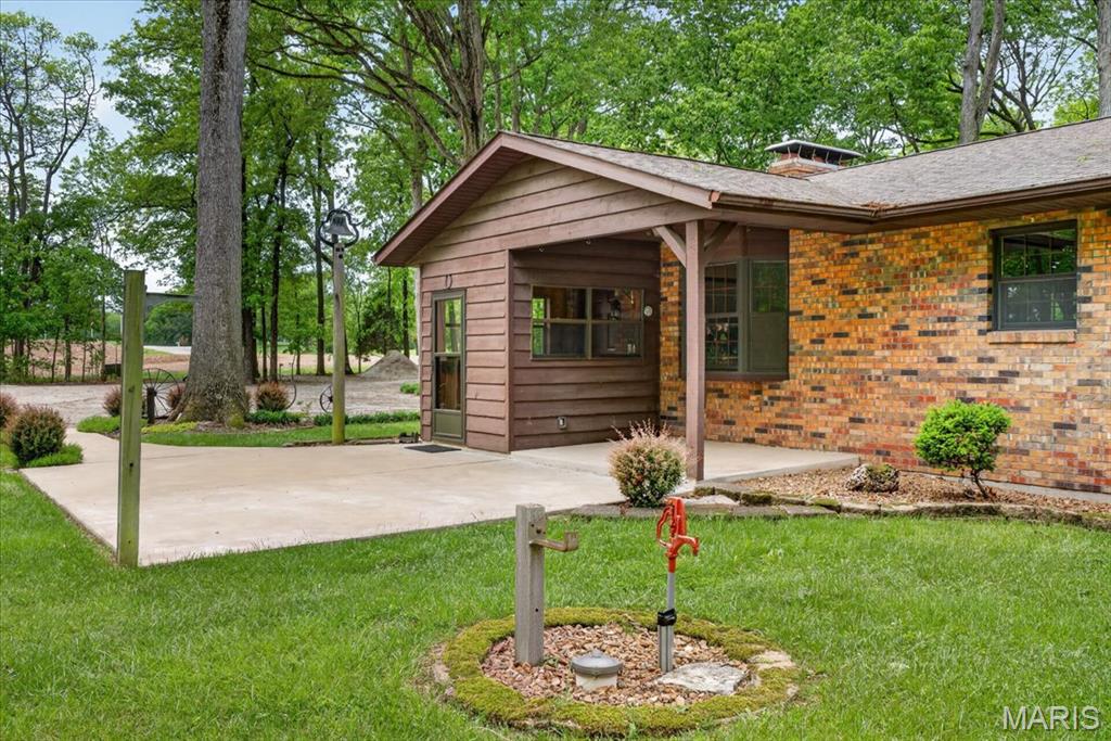 1565 Centerville Road
