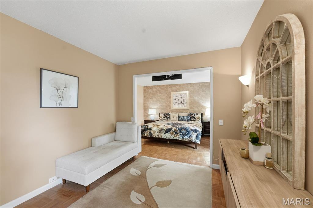 12160 Oakwilde CT Court