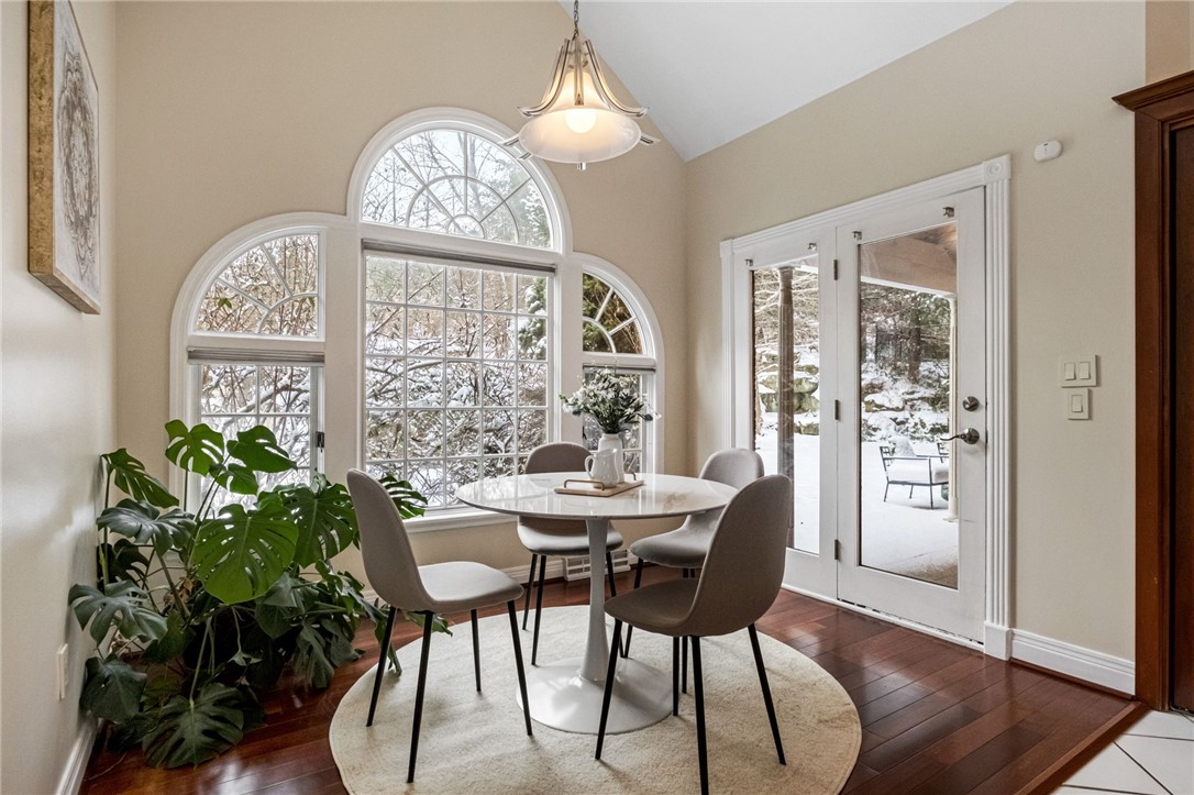 101 Thousand Oaks Dr.