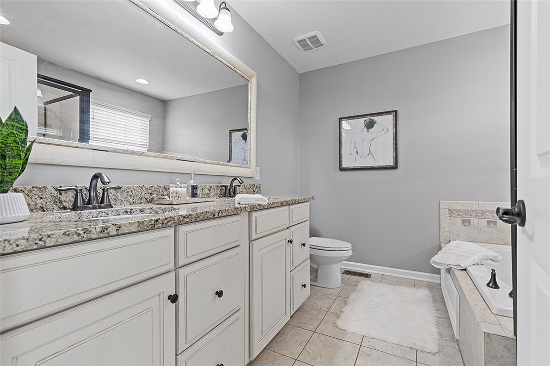 1009 Grey Fox Circle