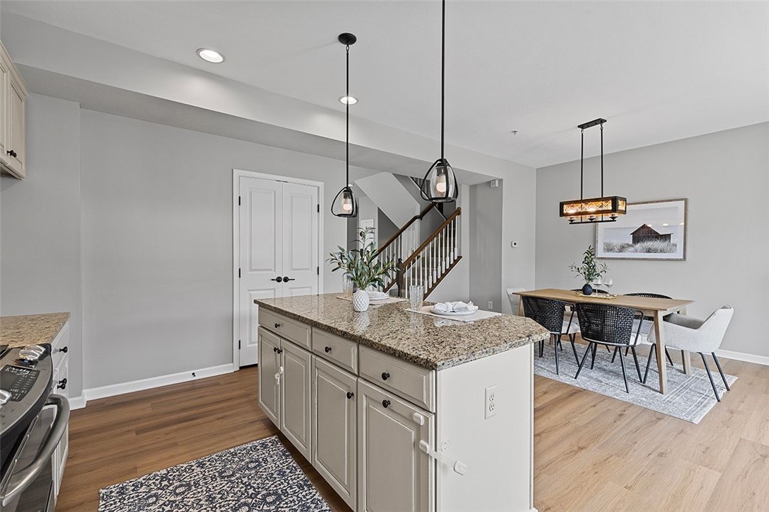 1009 Grey Fox Circle