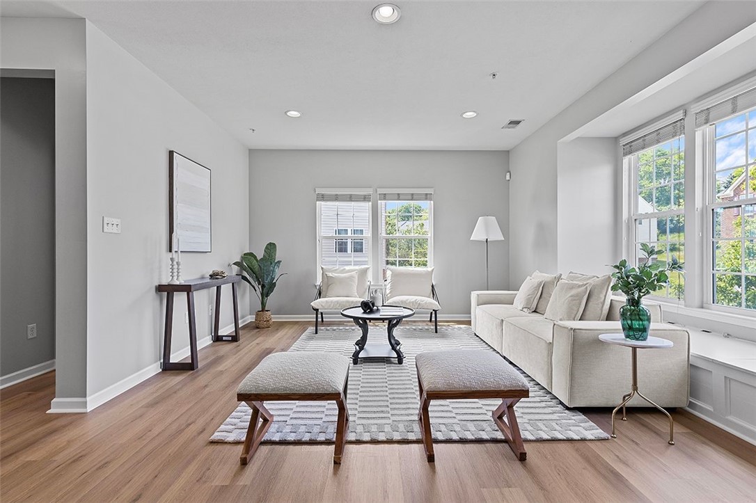 1009 Grey Fox Circle