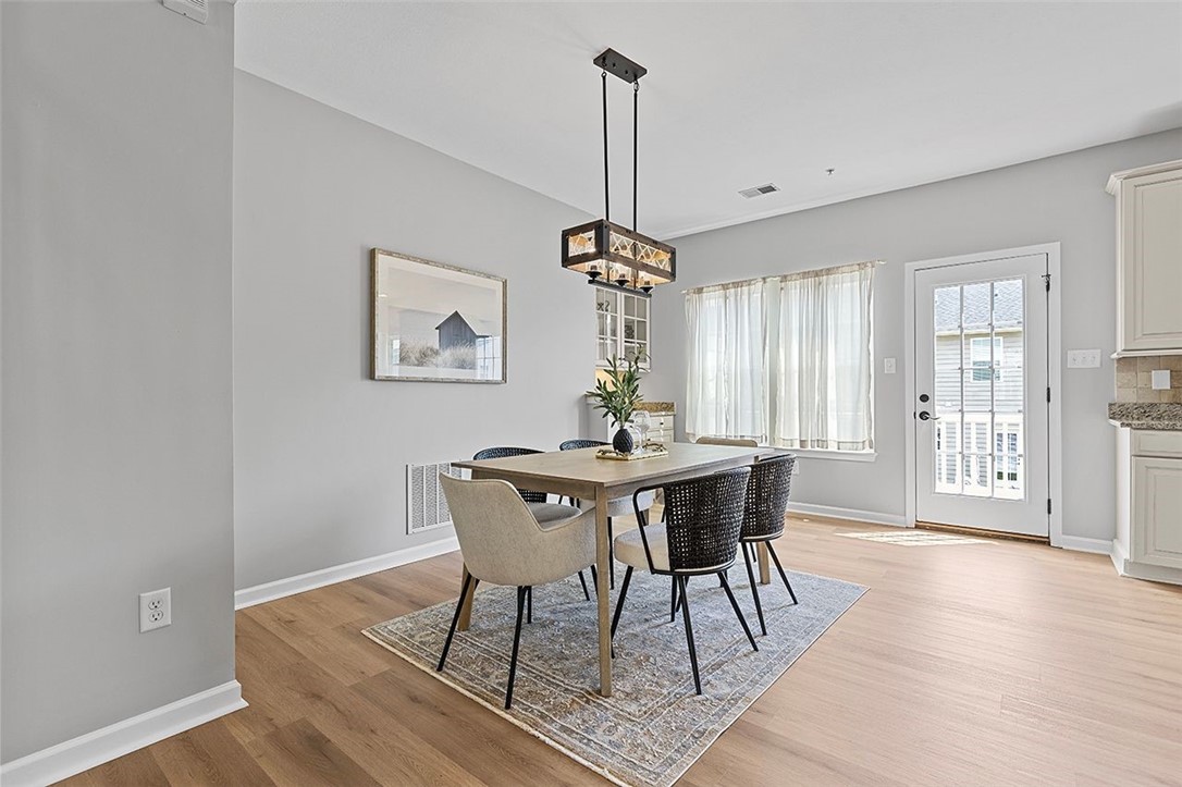 1009 Grey Fox Circle