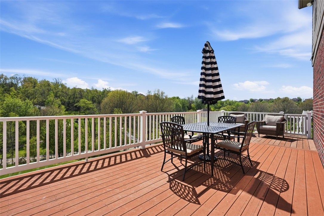 306 Hedgerow Dr