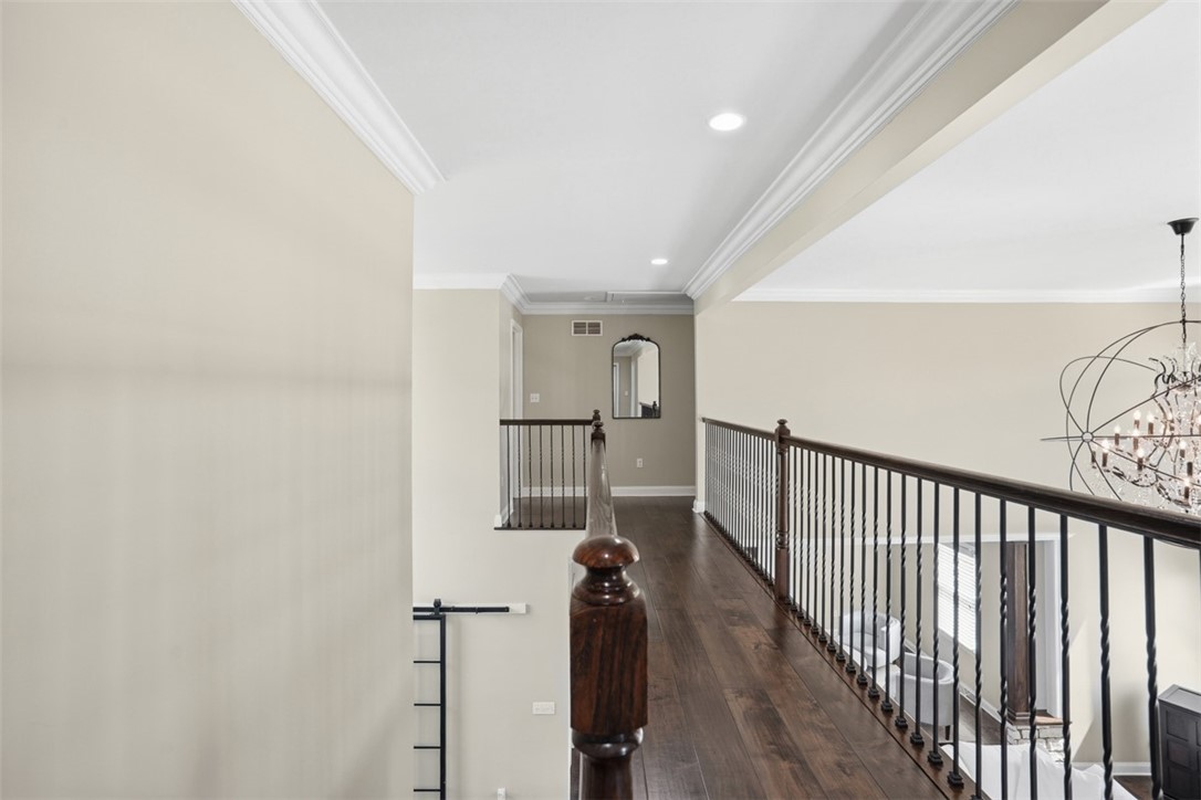 306 Hedgerow Dr