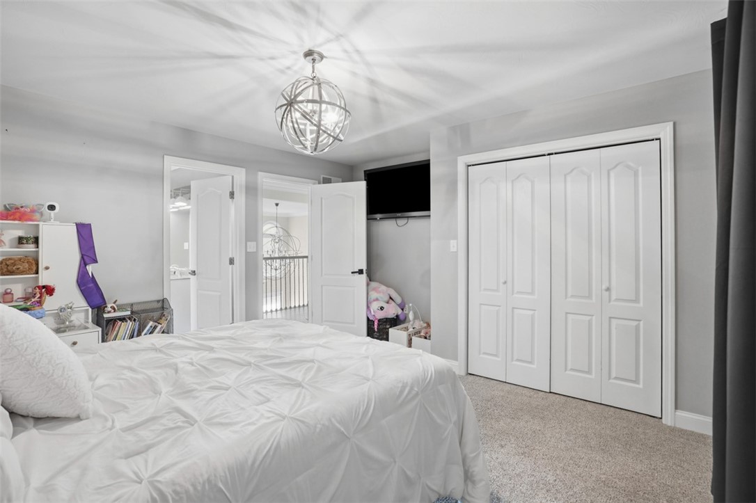 306 Hedgerow Dr